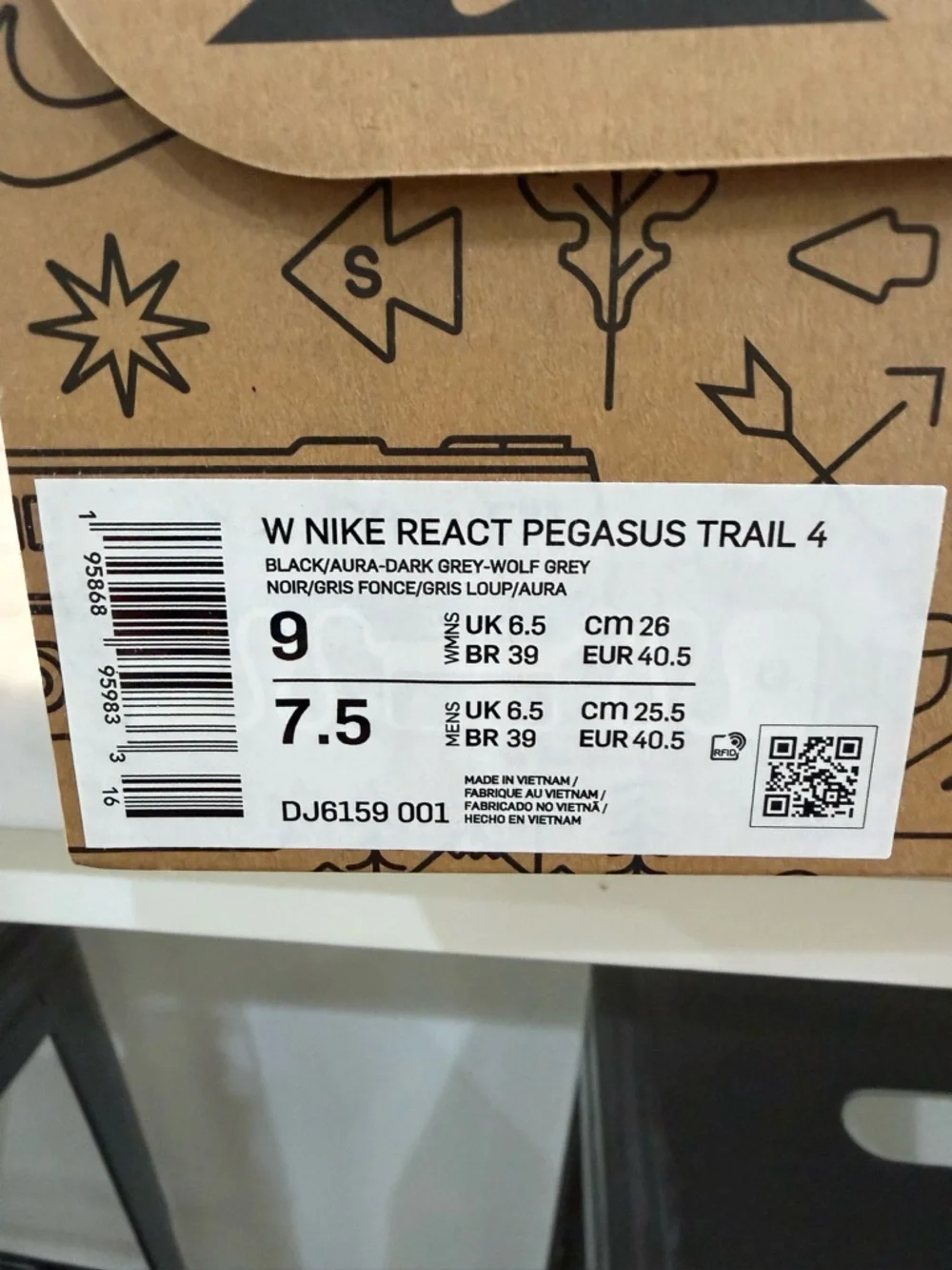 Women’s Nike React Pegasus Trail 4 Running Shoes - Size 9 US - Picture 5 of 5